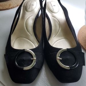 Bandolino black suede size 10M slingbacks.